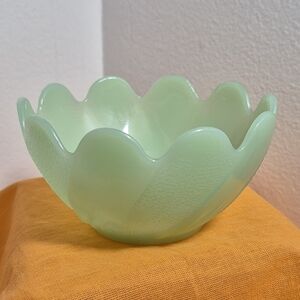 Vintage Anchor Hocking Fire-King Jadeite Lotus Blossom Leaf Dessert Bowl